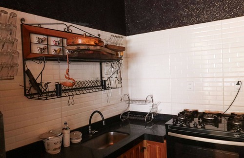 Delfinopolis Chalet De Esquí | Chalé com vista e acesso ao Rio Grande - MG
