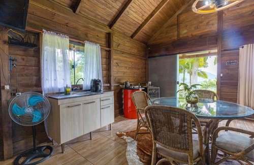 Rio do Sul Chalet De Esquí | Chalé com Wi-Fi, vista p o lago em meio a natureza