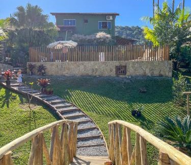 Paraty Chalet De Esquí | Chalé dos Açaís próximo à Trindade