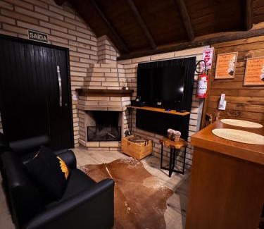 Praia Grande Chalet De Esquí | Chalé Girassol 4