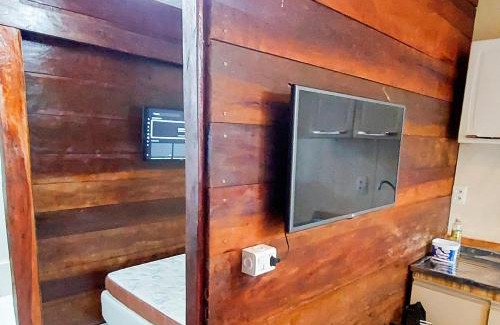 Nobres Casa | Chalé Madeira Nobres Asa Própria