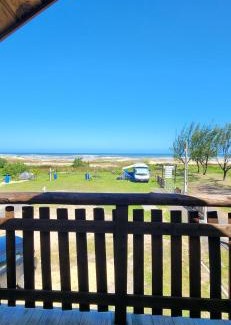 Balneario Arroio do Silva Chalet De Esquí | Chalé Mar a Vista Conforto e Pé na areia