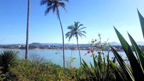 Meaipe Casa | Chalé Orquídea Praia de Meaípe - Guarapari, Espírito Santo