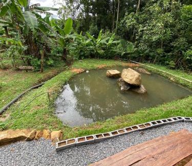 Guaramirim Chalet De Esquí | Chalé pé da montanha