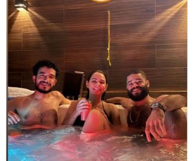 Sao Jorge Chalet De Esquí | CHALÉS do AVOHAY, lindo chalé com privativa banheira hidromassagem aquecida, apenas 2 minutos da Vila de São Jorge