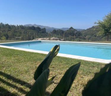 Ponte da Barca Chalet De Esquí | Chalés Luna In Rio CHALÉ LUA