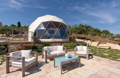Castellammare del Golfo Villa | Chalet 'Dome On The Hill with Jacuzzi' con vistas al mar, Wi-Fi y aire acondicionado