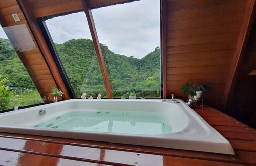 Alfredo Wagner Chalet De Esquí | Chale 4 Estações is the ideal place for couples who need moments of privacy.