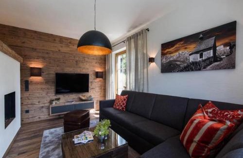 Schonbach Chalet De Esquí | Chalet with Sauna and Natural Pool