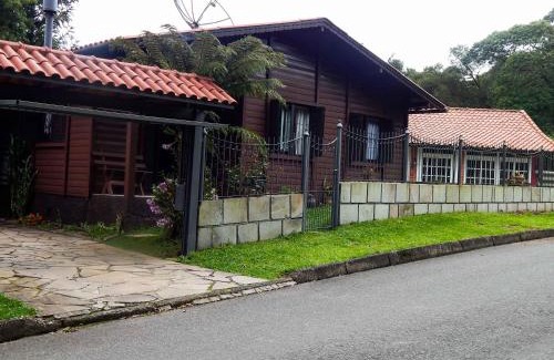 Vila Suzana Casa | Chale Bosque da Serra - Lindo Chalé