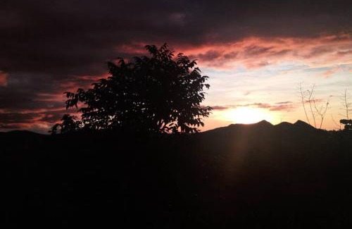 Alto Paraiso de Goias Casa | Chale duplex com vista para a Serra do Segredo