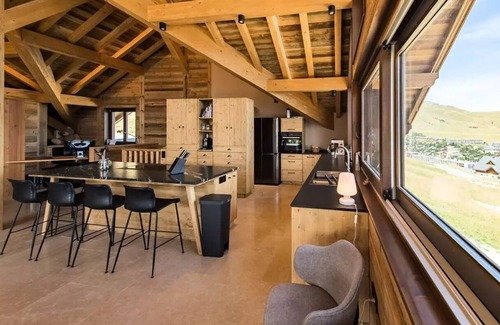 La Toussuire Chalet De Esquí | Chalet auf den Pisten mit Sauna und Aiguilles d'Arves Blick