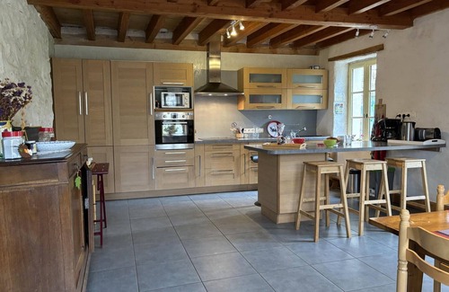 Saint-Bonnet-de-Rochefort Cabaña | Casa rural con encanto en Saint-Bonnet-de-Rochefort – jardín, terraza y cerca del río