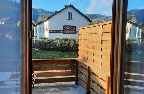 Saint-Maurice-sur-Moselle Chalet De Esquí | Chalet GRIZZLY at the foot of Ballon d'Alsace pets welcome
