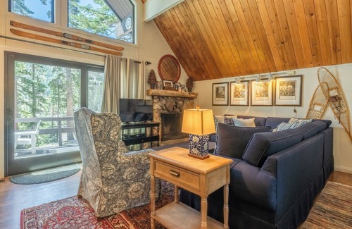 Mammoth Lakes Chalet De Esquí | Ski In / Ski Out Slope Cabina lateral - Chalet # 14