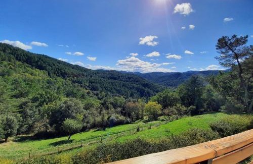 Genolhac Casa | Chalet 14 pers avec vue panoramique et piscine chauffée