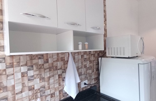 Caraguatatuba Chalet De Esquí | Chalet 2 🏠 private kitchen in gated community! OPENING! First floor