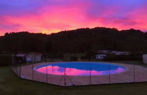 Casties-Labrande Chalet De Esquí | Chalet 3 étoiles - Piscine - eehgf0