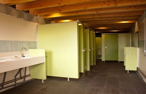 Saint-Mamet-la-Salvetat Casa | Chalet 3 Lou BRAISADOU on a farm, with heated indoor swimming pool