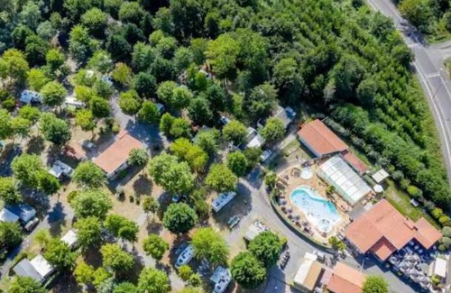 Parentis-en-Born Chalet De Esquí | Chalet 4 étoiles - Piscine - eebifc