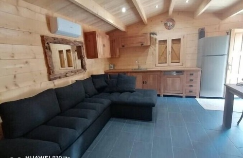 Canohes Chalet De Esquí | Chalet de 40 m2 y una dependencia de 20m2.