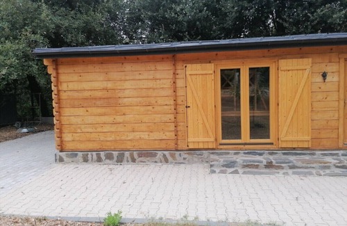 Canohes Chalet De Esquí | Chalet de 40 m2 y una dependencia de 20m2.