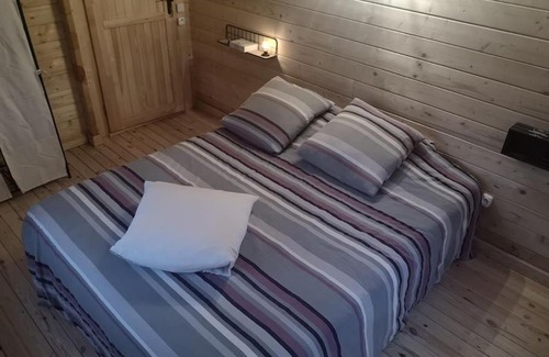 Cast Chalet De Esquí | chalet 5/6 pers à 15 minutes des plages et baie de Douarnenez