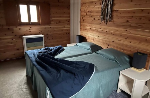 Angra do Heroismo Chalet De Esquí | Chalet 'A Cabana' with Mountain View, Private Terrace and Wi-Fi