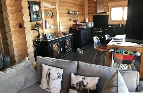 Font-Romeu-Odeillo-Via Chalet De Esquí | Chalet Avec Jardin, a 50 Mètres du bus des Pistes