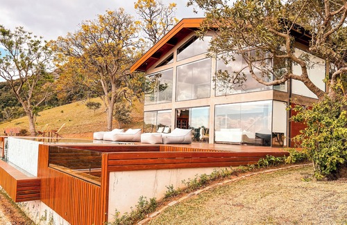 Sao Bento do Sapucai Casa | Chalet Above the Clouds - 3-bedroom house with AC in São Bento do Sapucaí