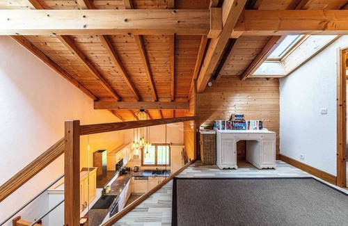 Saint-Jean-dʼAulps Casa | Chalet Abricotine, sleeps 10, Hot tub