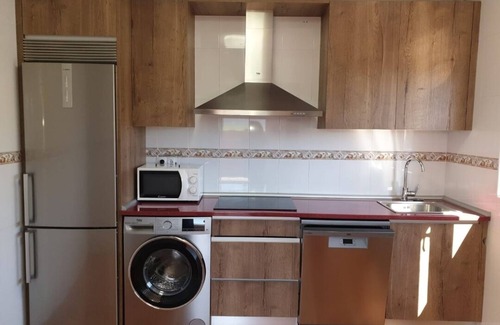Serdio Casa | CHALET ADOSADO A 5 MINUTOS DE LA PLAYA