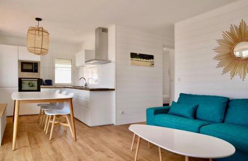 Gruissan Plage Chalet De Esquí | Chalet Alaric & Jacuzzi Ilot 1 rang1! VUE MER! 4rooms! CLIM 10p 24H24