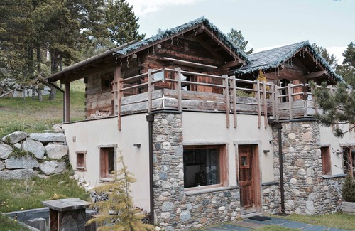 Superbolquere Chalet De Esquí | Chalet-Alnitak-De Lujo-Vista a la Montana-Habitación con desagüe