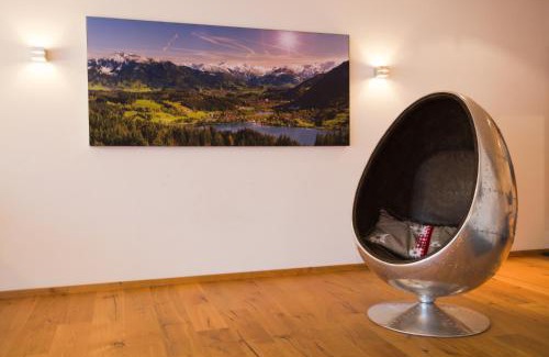 Oberstaufen Apartamento | Chalet Alpenrose 134qm am Golfplatz Oberstaufen