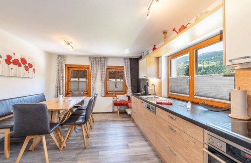 Aich Casa | Chalet am See by myNests - Holiday home, 3 bedrooms, 2 bathrooms