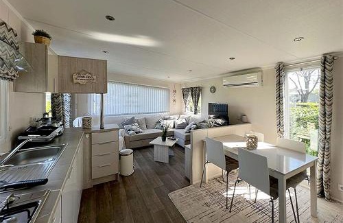 Lathum Apartamento | Chalet am See