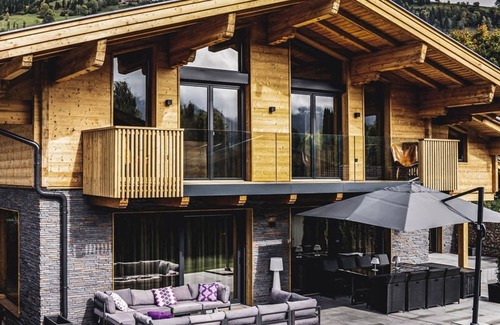 Piesendorf Casa | Chalet Amadeus - Designer Luxury Chalet for 14
