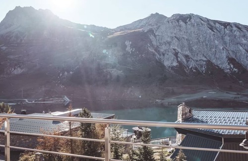 Tignes le Lac Chalet De Esquí | Chalet Ancolie – Elegance and Breathtaking Views in Tignes