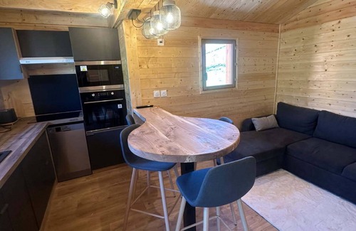 Le Claux Chalet De Esquí | Chalet at the foot of Puy Mary with jacuzzi