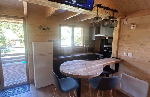 Le Claux Chalet De Esquí | Chalet at the foot of Puy Mary with jacuzzi