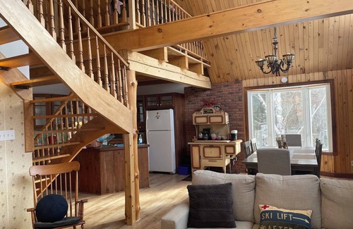 Saint Come Chalet De Esquí | Chalet au Bord de la Rivière & à Proximité de Sentiers de Randonnée Incroyables