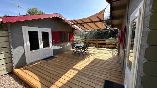 Villeneuve-Minervois Chalet De Esquí | Chalet au Domaine de l'Aven