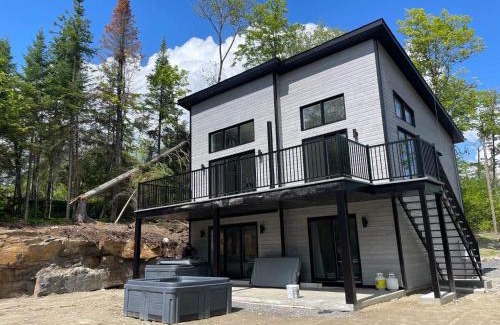 Chertsey Chalet De Esquí | Chalet Aurore, Nature Escape, Spa and Relaxation