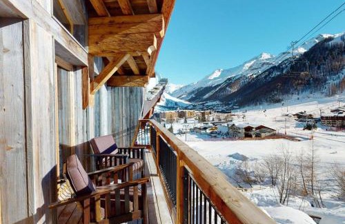 Val-d'Isere Apartamento | Chalet avec Piscine Chauffée, Accès Direct aux Pistes et Services de Luxe à Val-d'Isère - FR-1-567-108