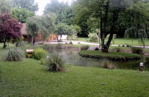 Anthy-sur-Leman Chalet De Esquí | Chalet avec SPA et étang à proximité du Lac