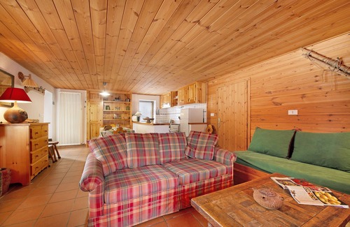 Antey-Saint-Andre Chalet De Esquí | Chalet 'Bas Vue Cervin Matterhorn' with Private Terrace and Wi-Fi
