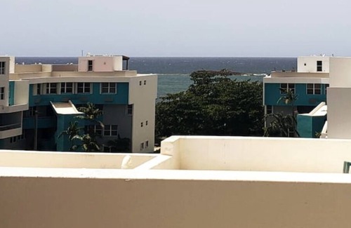 Puerto Nuevo Condominio | Chalets Beach Condo, 6 huesped c/Piscina, Parking, Control de Acceso, Gym...