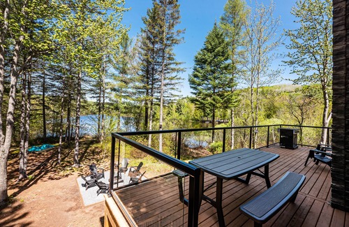 Saint-Alphonse-Rodriguez Chalet De Esquí | Chalet Natür | Waterfront | Hot Tub | Kayak Pedalo | Firepit | Private big land