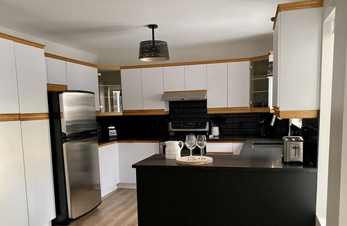 Saint Donat Chalet De Esquí | Chalet on the shores of Lac Blanc and at the foot of Mont Garceau